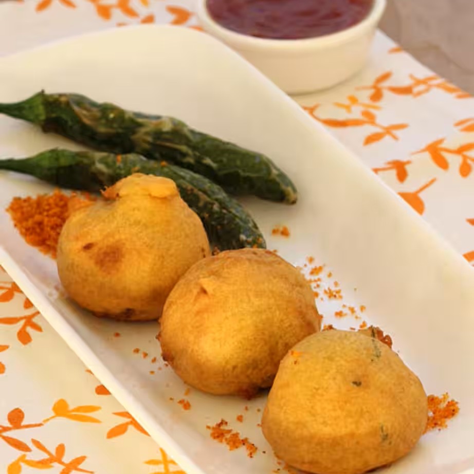 MUMBAI BATATA VADA